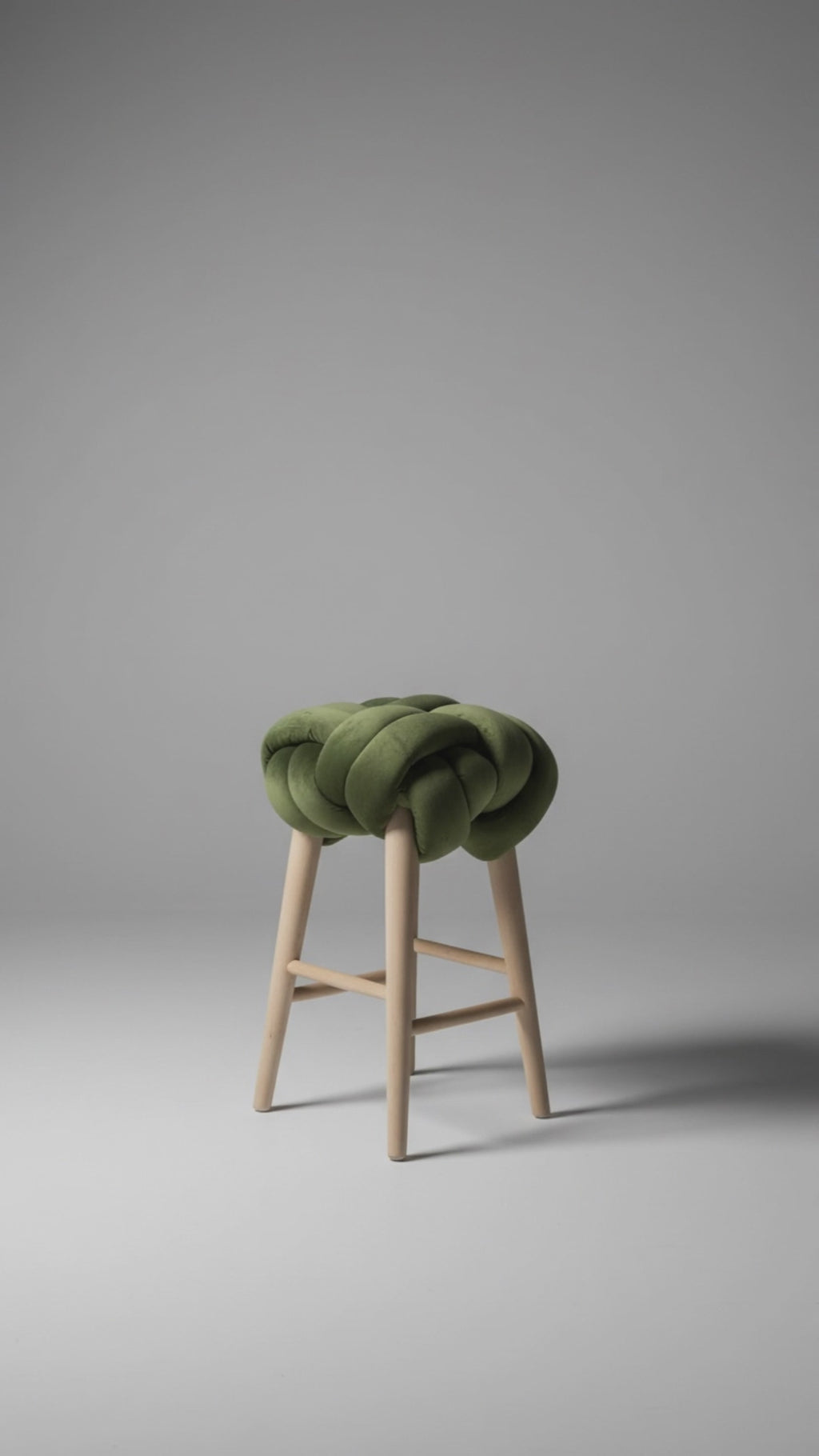 Pinta taburetė KNOTAS